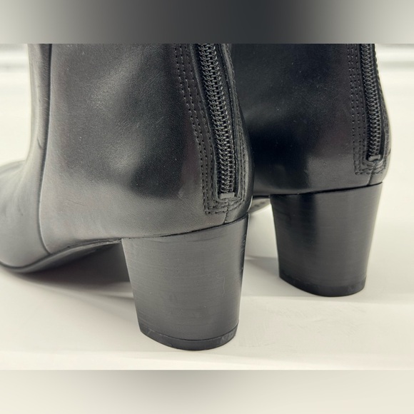 ECCO Women's Nioki Plain Black Leather Ankle Boot EU 38 US 7-7.5 - Picture 4 of 11